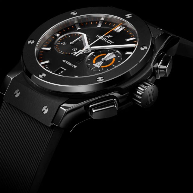 Hublot, in collaboration with the European football governing body, has introduced the Classic Fusion Chronograph UEFA Europa League Ceramic, the second piece to bear the championship’s colours. The new model will be produced in a limited edition of 100 pieces.

@hublot 
@hublotmea 
#hublotclassicfusion 
#football 
#uefa