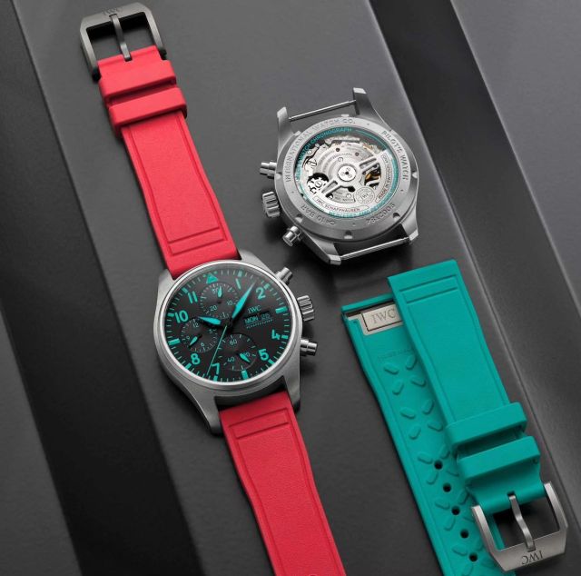 IWC Schaffhausen marks its return to Miami with an edition of the Pilot's Watch Chronograph 41 Mercedes-AMG Petronas Formula One Team, paired with a Miami Pink rubber strap instead of the original green.

@iwcwatches 
@f1 
#formula1 
#f1miami 
#racing 
#mechanicalwatch